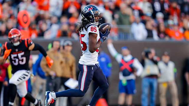 NOAH BROWN HOUSTON TEXANS